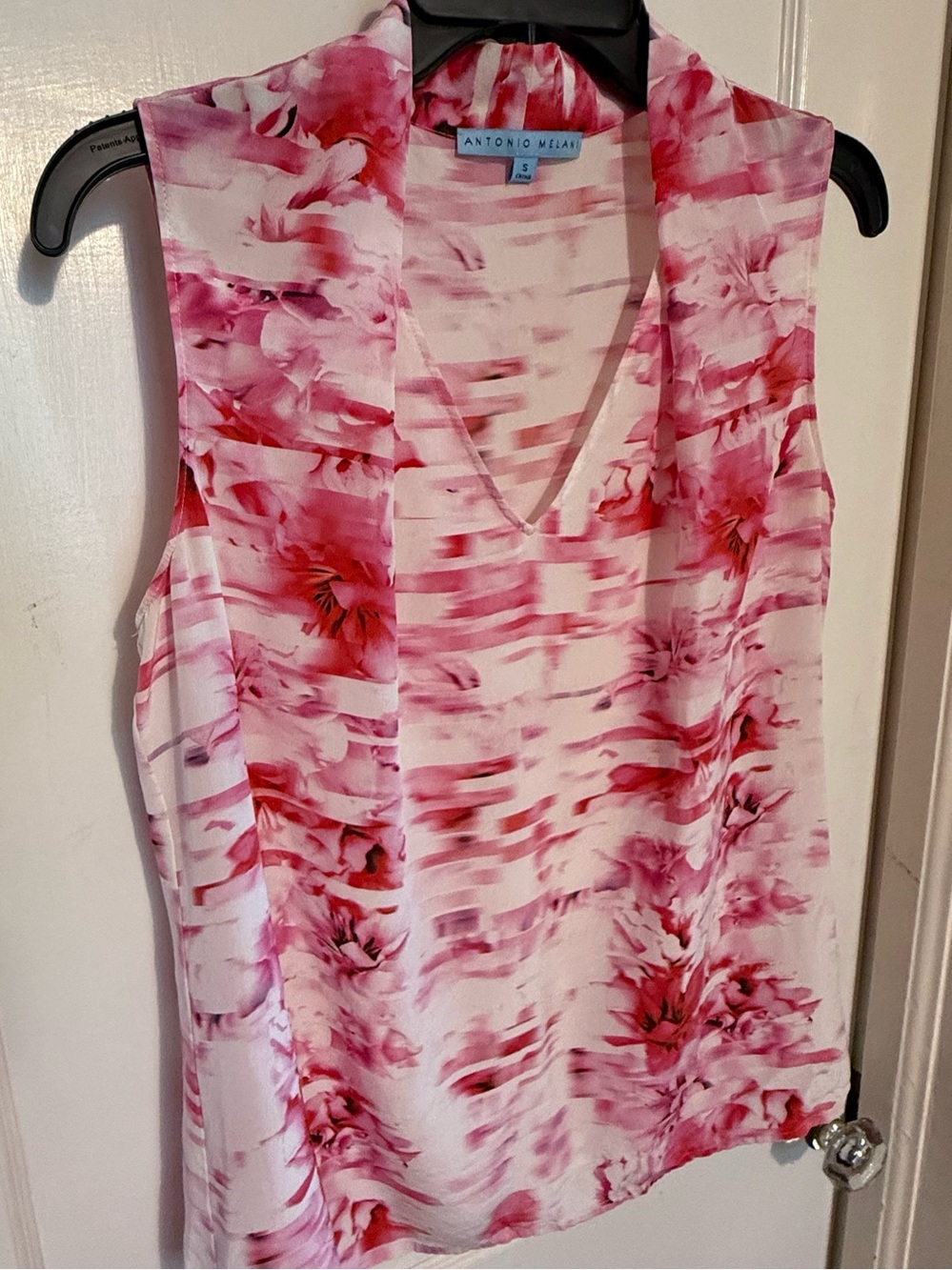 ANTONIO MELANI Pink Floral watercolor V-Neck Sleeveless Top Silk size Small